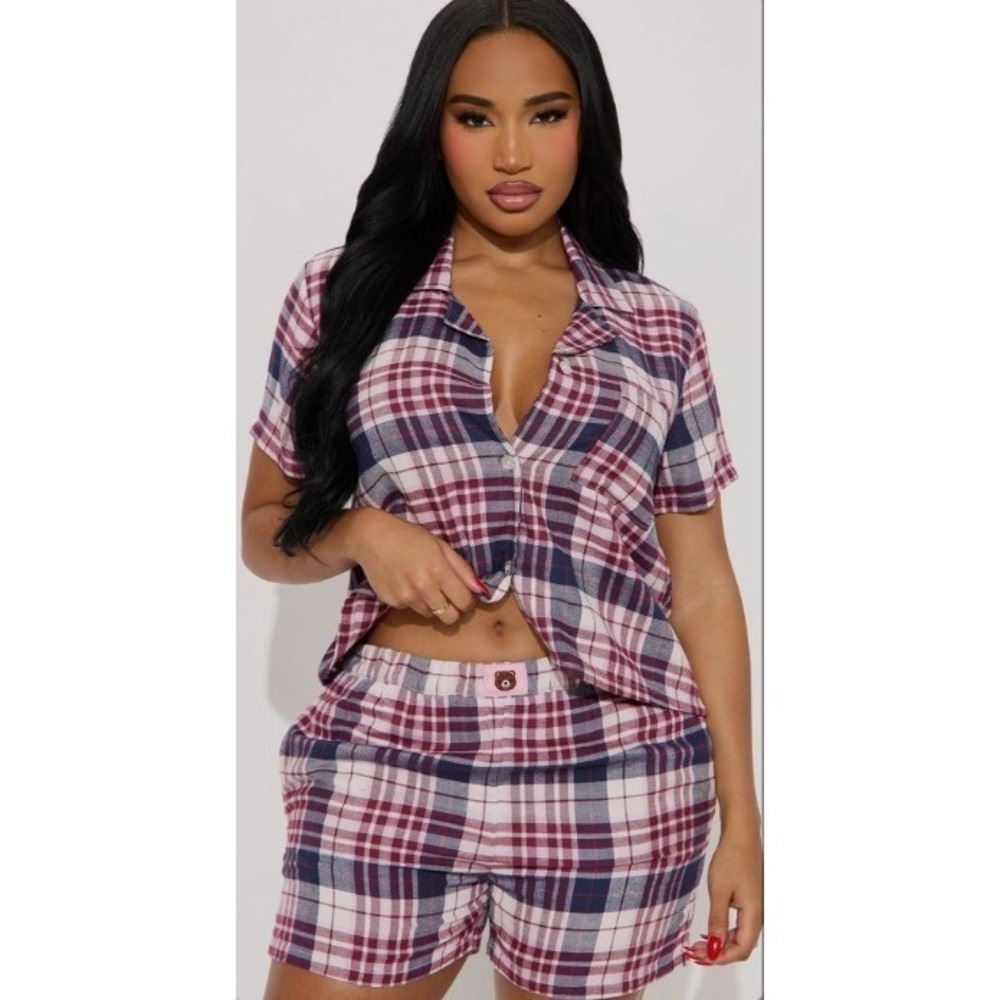 Roudelain Women's 2-Pc. College Plaid Short Pajamas Set Pink Wine EMJE057M SZ L